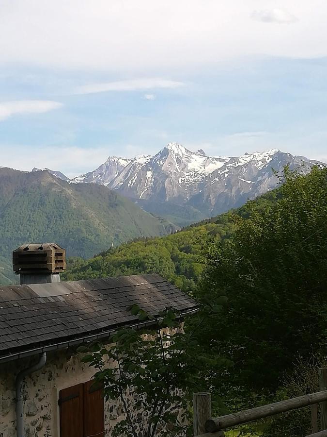 Le Lauriolle Villa Bilheres en Ossau Exterior photo